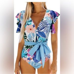 New With Tags! Binlowis One Piece Bathing Suit